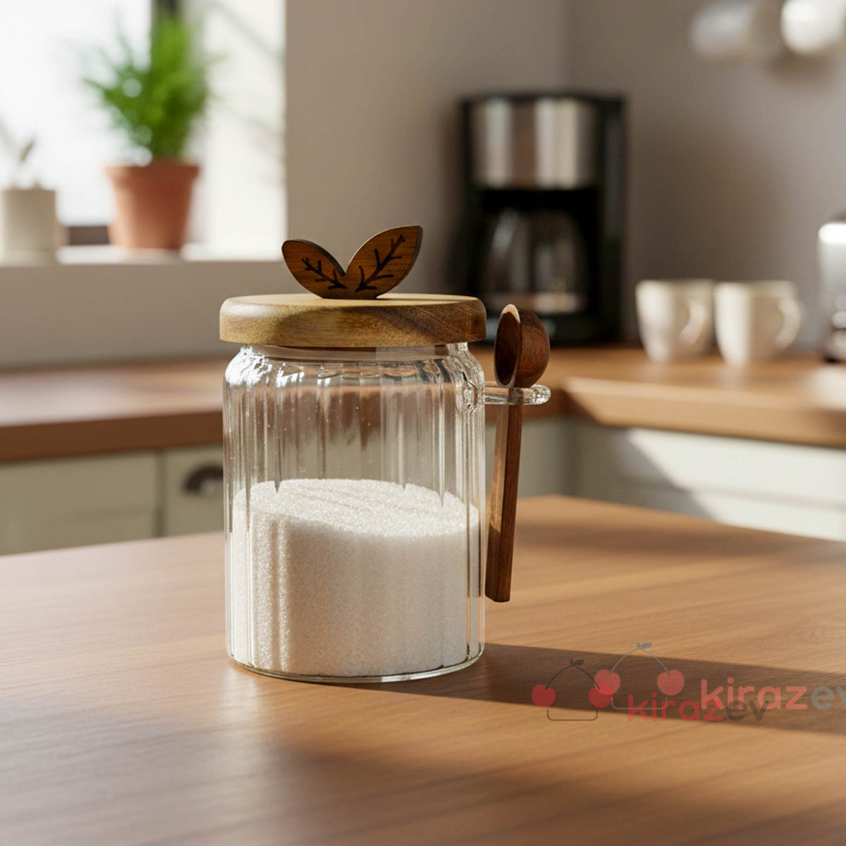 Akasya Kaşıklı Kapaklı Cam Kavanoz 650 ml