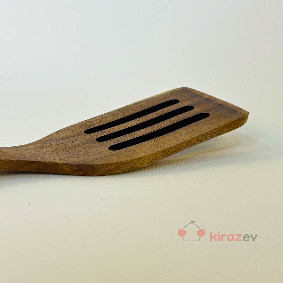 Akasya Delikli Spatula