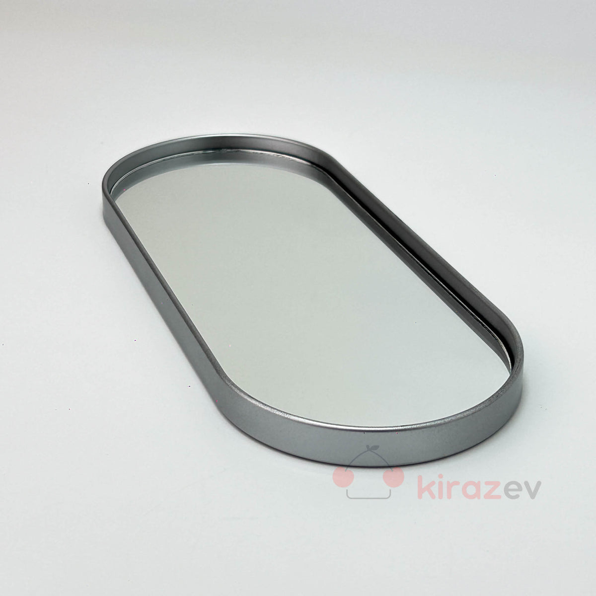 Aynalı Gümüş Sunumluk – Modern ve Minimal Dekoratif Tepsi