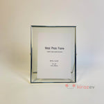 Gümüş Metal Fotoğraf Çerçevesi 20x25 cm