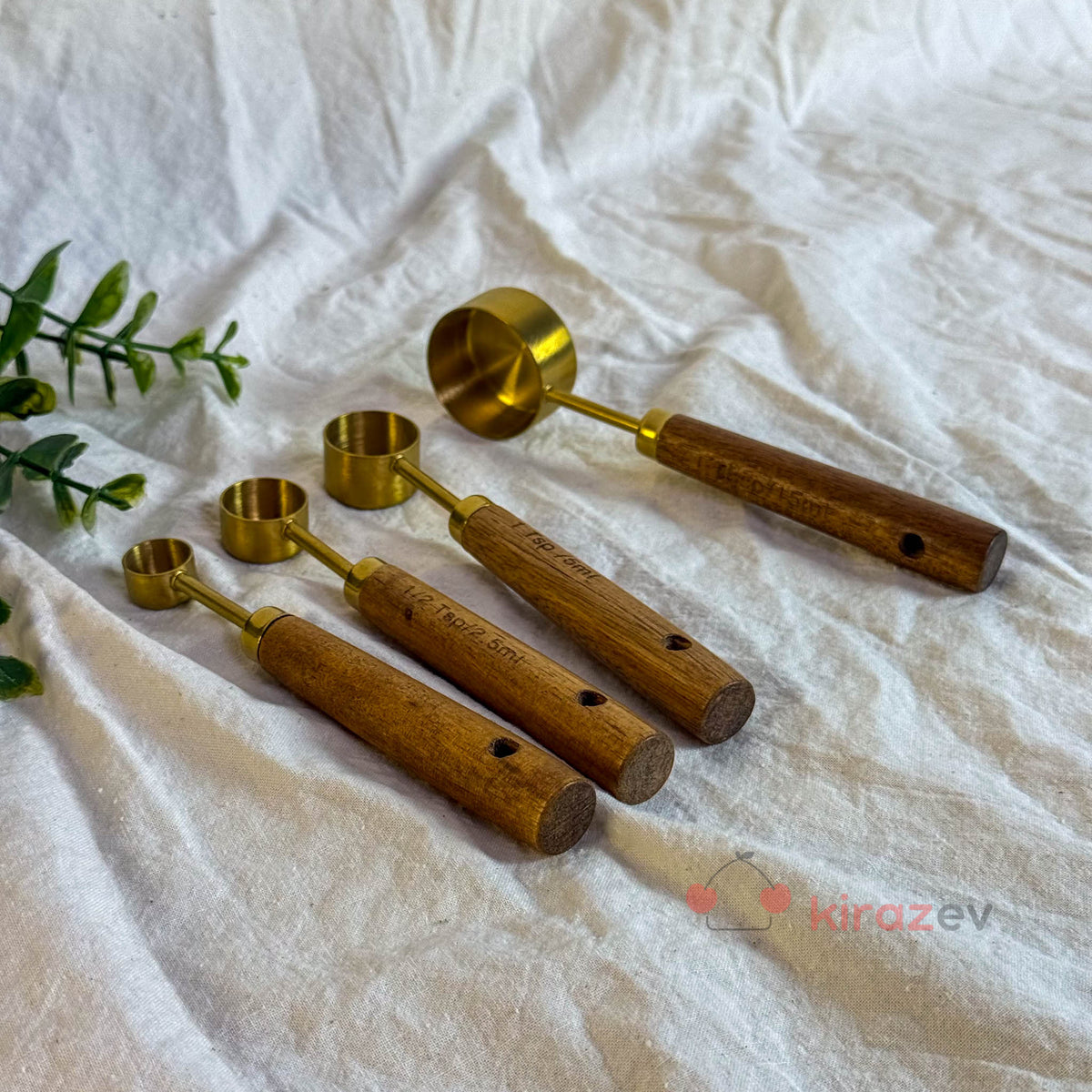 4’lü Akasya Saplı Ölçü Kaşığı Seti