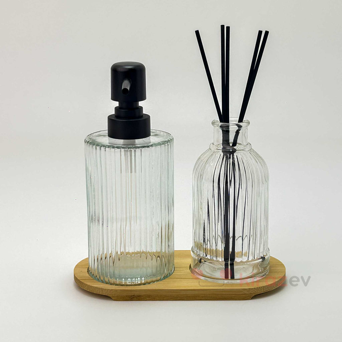 Cam Dekoratif Sıvı Sabunluk ve Koku Seti – Bambu Stantlı