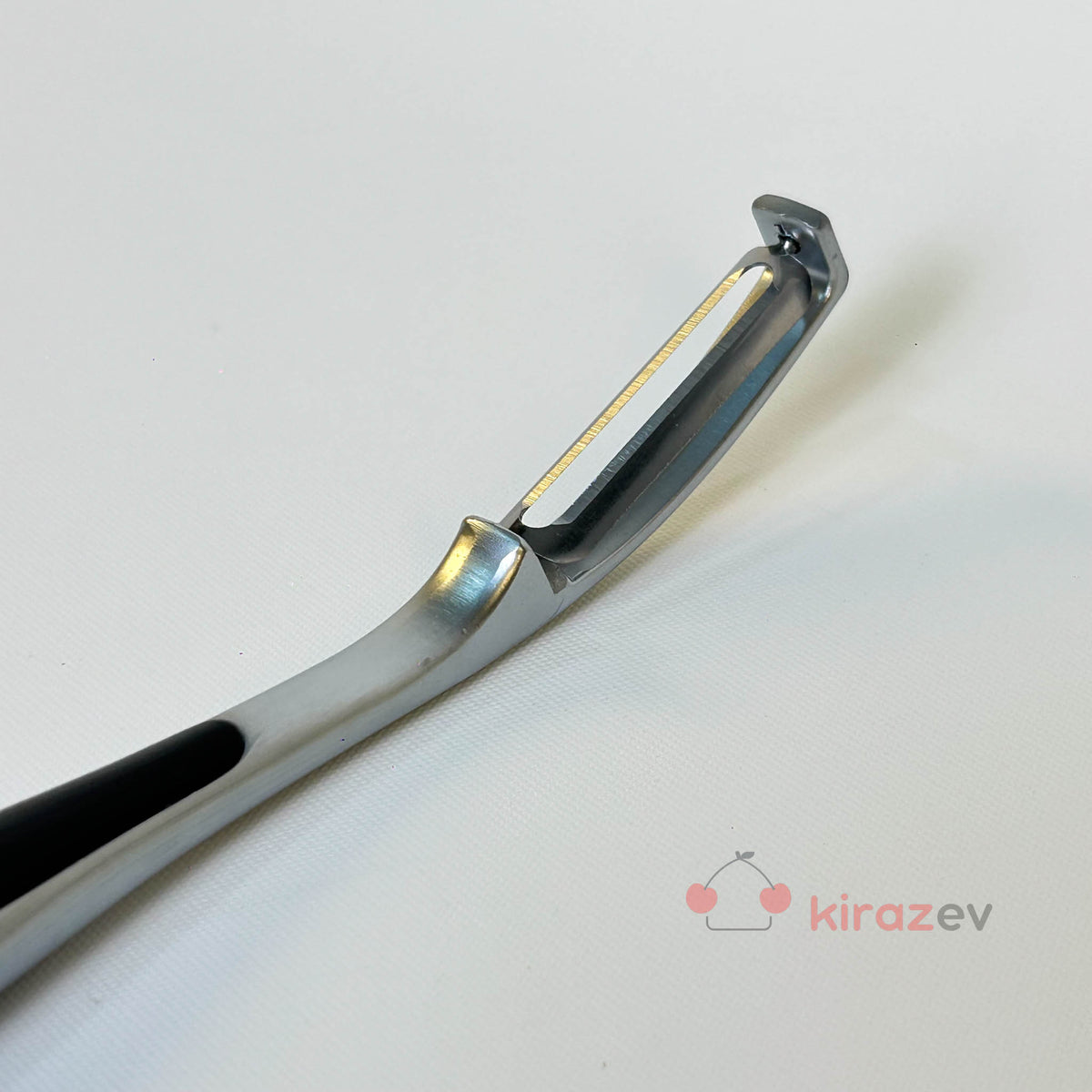 Çelik Siyah Saplı Soyacak