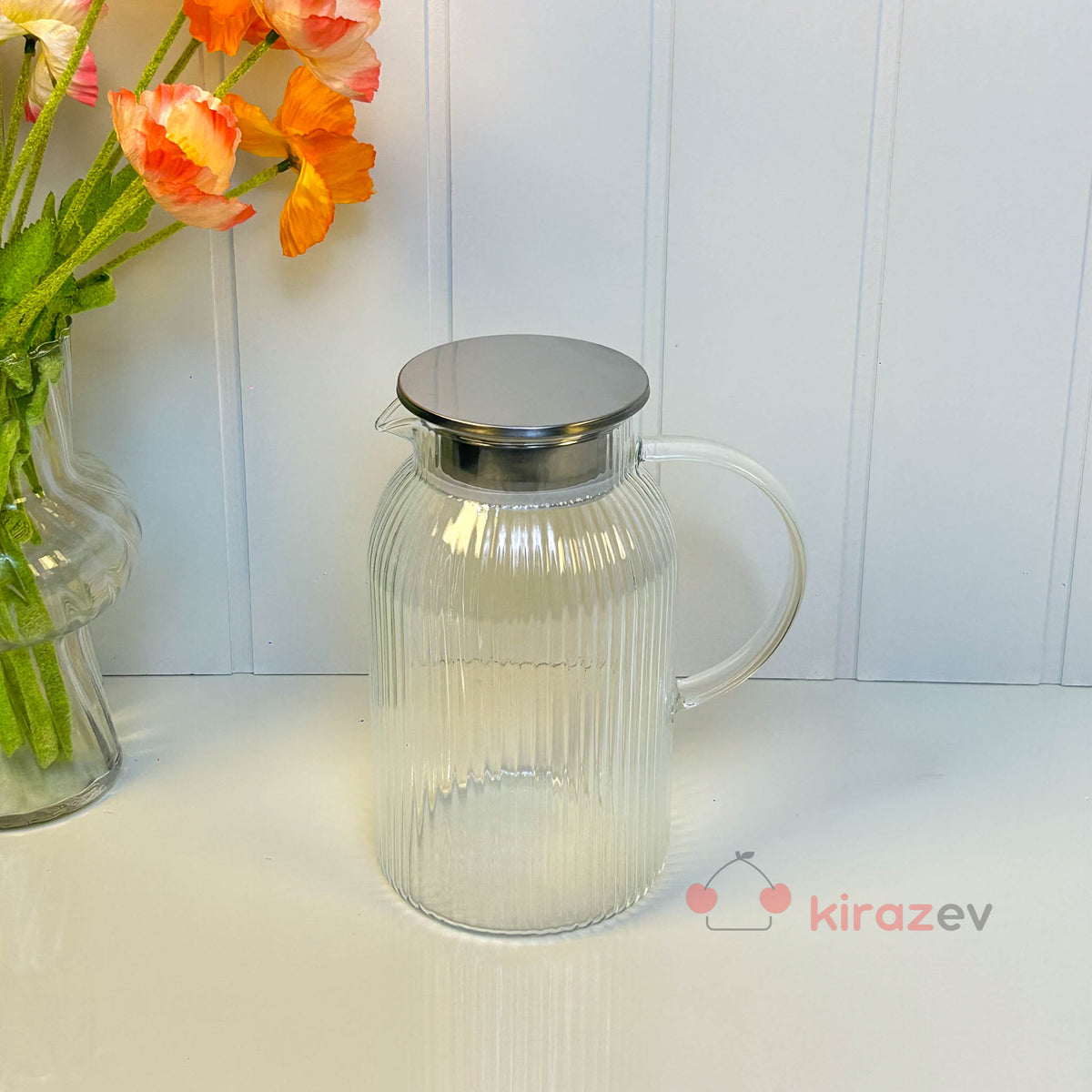 Çizgili Cam Sürahi – Metal Kapaklı