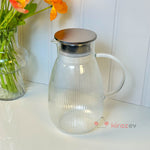 Damla Form Çizgili Cam Sürahi – Metal Kapaklı