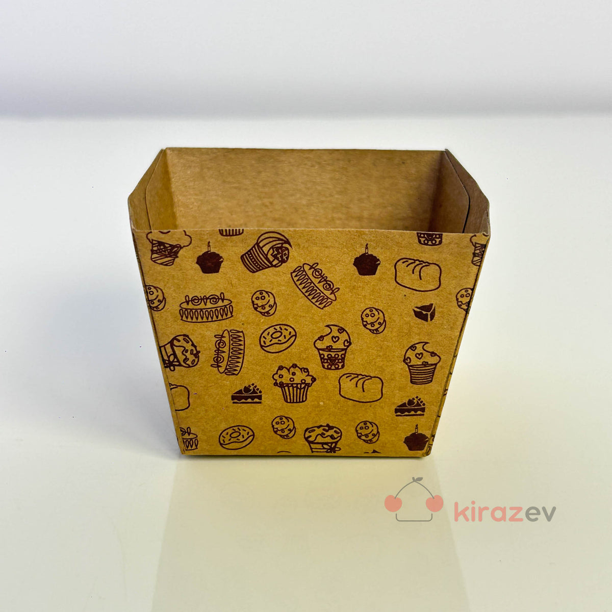 24 'lü Desenli Kare Muffin Kalıbı