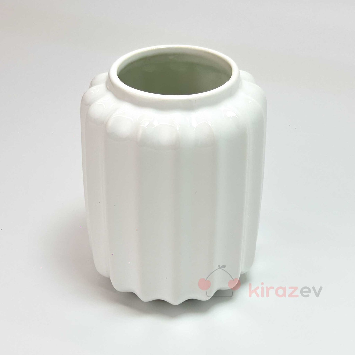 Kısa Çizgili Seramik Vazo