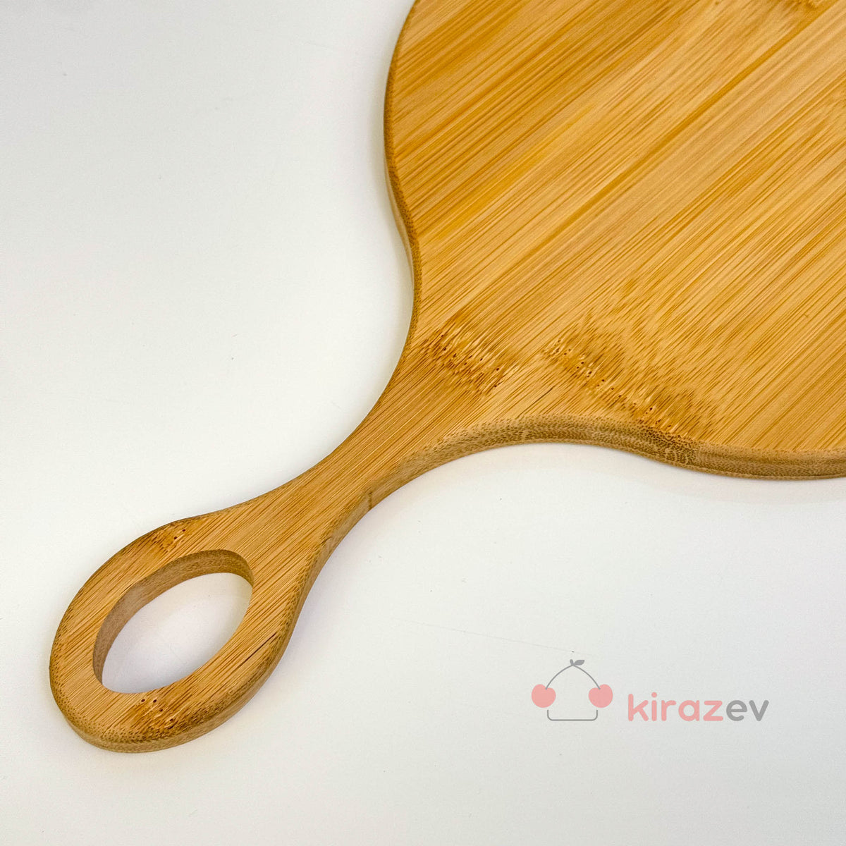 Yuvarlak Saplı Bambu Kesim & Sunum Panosu 33×20 cm